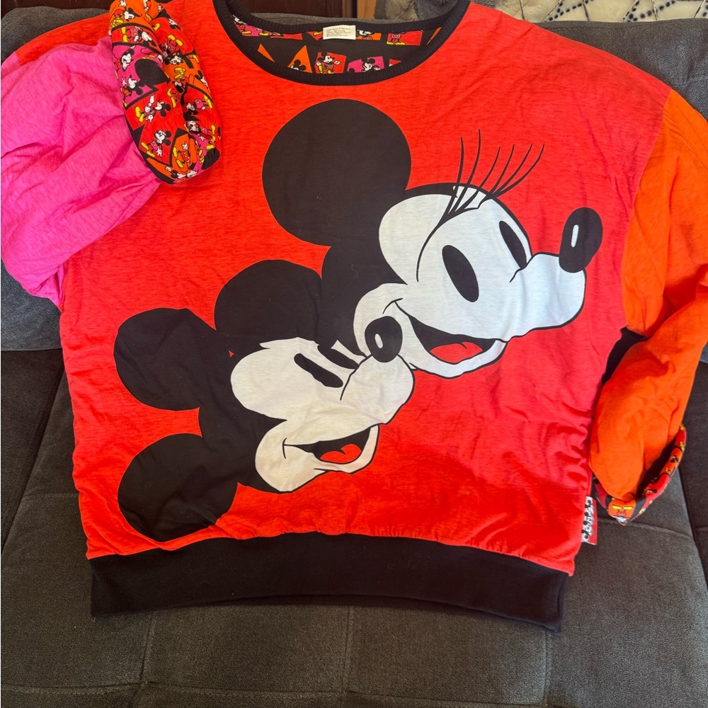 VINTAGE Disney 90s Mickey & Minnie pullover reversible reversible